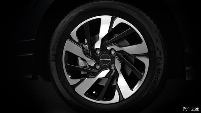 泰国上市的全新锋范City帅爆了，还要什么思域