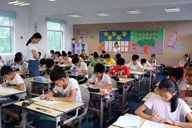 小学升初中考试几月几号