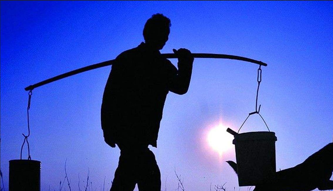 老婆嫌弃我父亲怎么办？