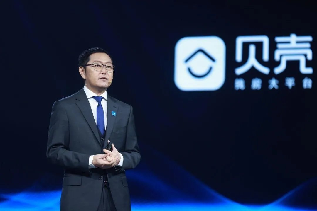 左晖一周前登顶房地产首富，他得了什么病？