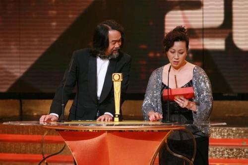 元秋元华什么关系？