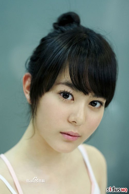 崔雅拉的个人简介