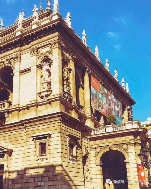 你觉得布达佩斯推出摩天轮饭店，是否会受到大众的青睐？