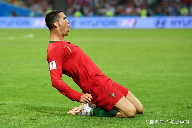 C罗打入职业生涯第800粒进球，你觉得他能够战胜梅西吗？