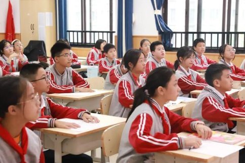 一年级真奇怪造句简单的句子