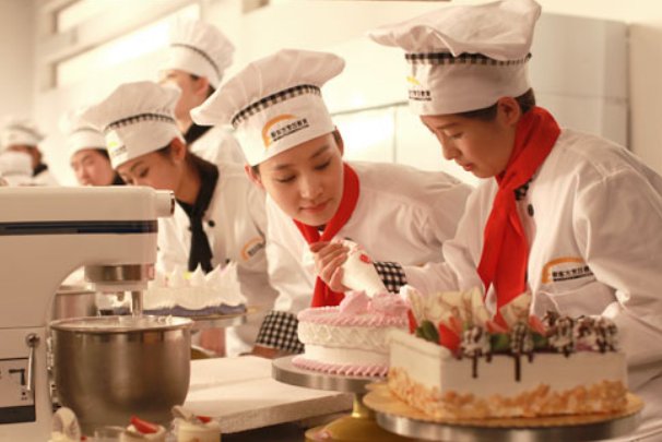 学西点哪个学校最好