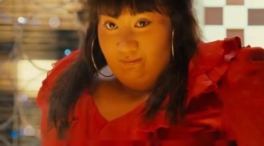 丑女靠整容走上人生巅峰，在电影《丑女大翻身》中的主演是谁？