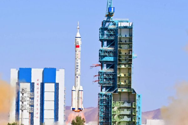 神舟十四号返回时间地点