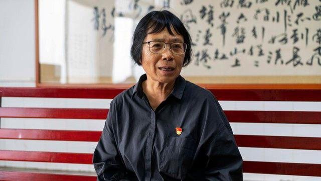 被张桂梅拒绝的全职太太回应，被拒绝后她的感受是什么？