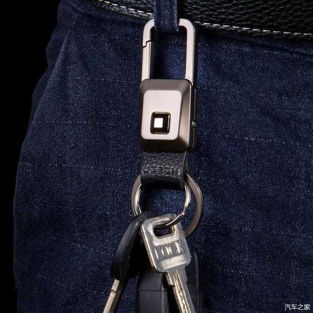 从车钥匙存放位置 看你是哪个年代的车主