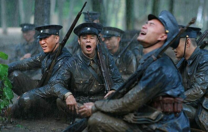 《人间正道是沧桑》备受广大观众喜欢，剧中的人物原型是谁？