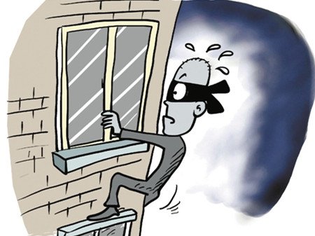 安徽一男子2夜偷4户家里放不下归还一户，如何加强人们的防盗意识？