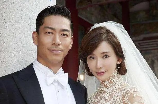 林志玲比老公大几岁