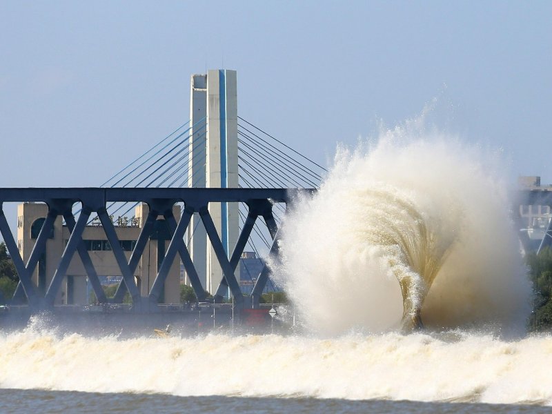 钱塘江大潮什么时候最壮观