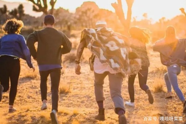 57万年轻人因“抠门”火上热搜，那为啥他们只对自己扣？