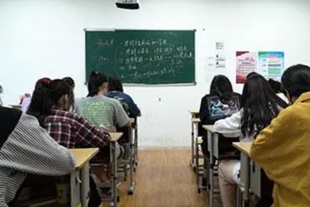 郑州正规高三复读学校排名