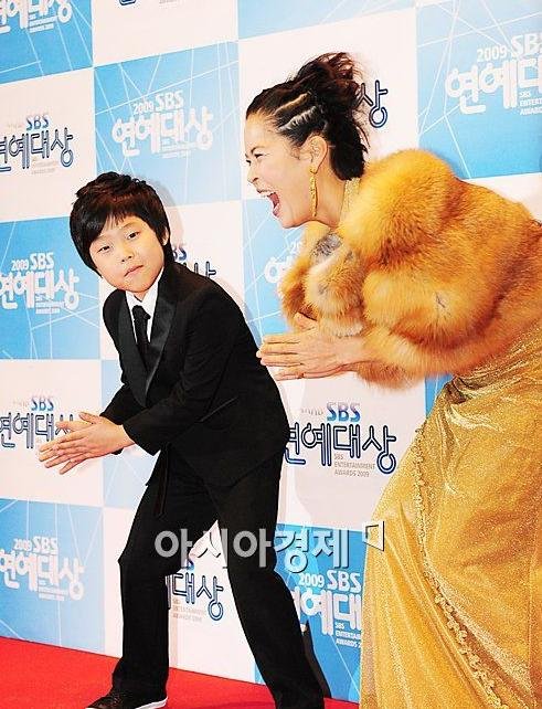 赵逸岚到底是男的还是女的？