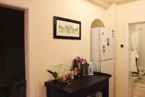 为什么很多人装修时会在墙壁上面掏个洞？