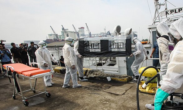 印尼一市不戴口罩罚坐灵车，不戴口罩有哪些害处？