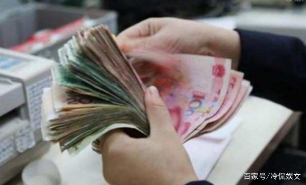 辽宁省的一名男子要求自己的妻子和其他男人发生关系，原因是什么？