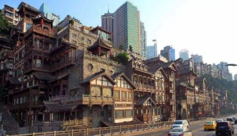 重庆市民称多地闻到刺鼻臭味，这气味是从哪散发出来的？