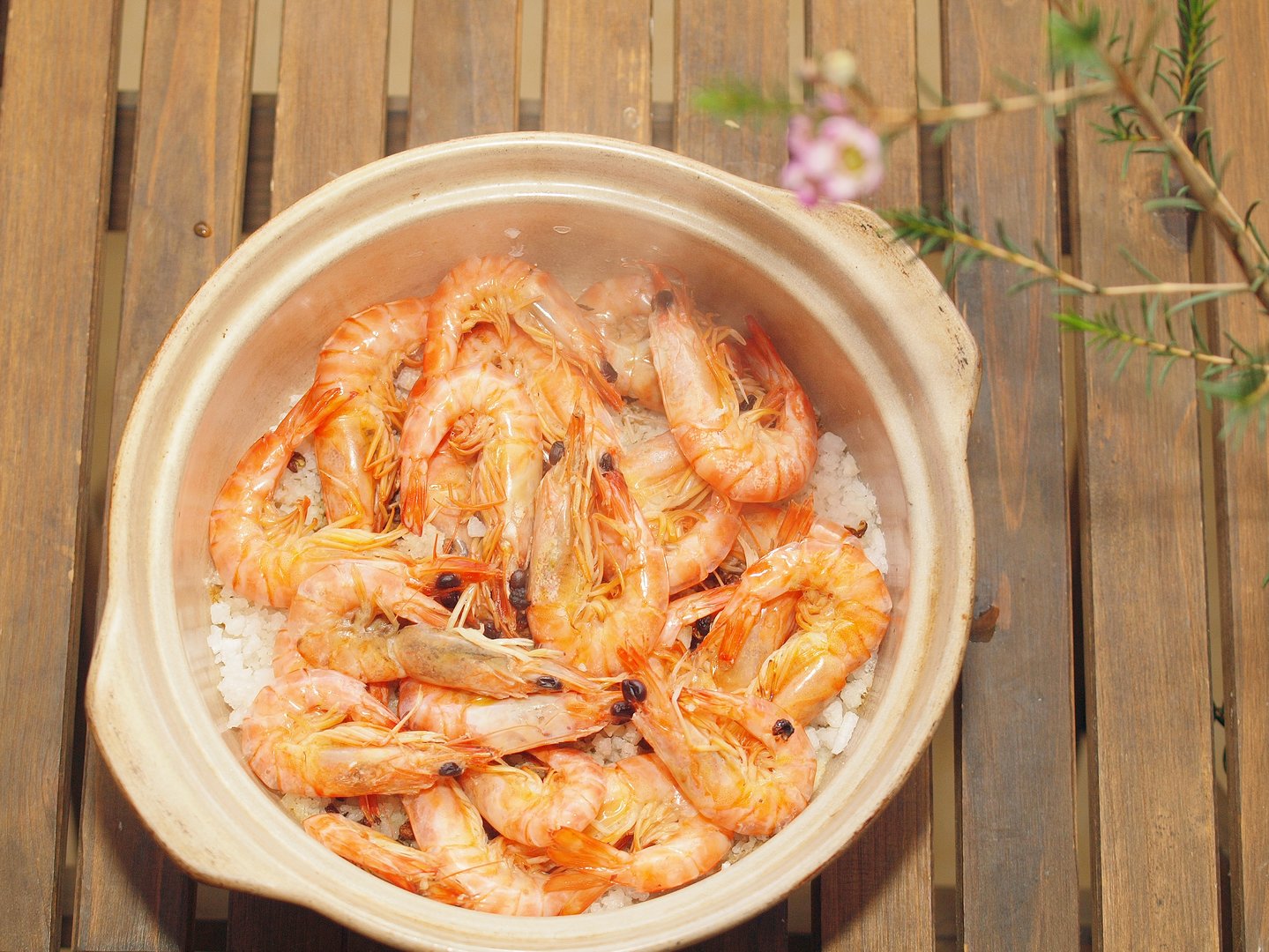 吃虾为什么要去虾头，不要的虾头可以用来做什么？