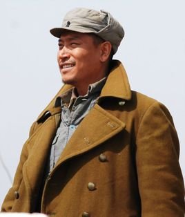 孔庆德护送卡尔逊的新闻报道