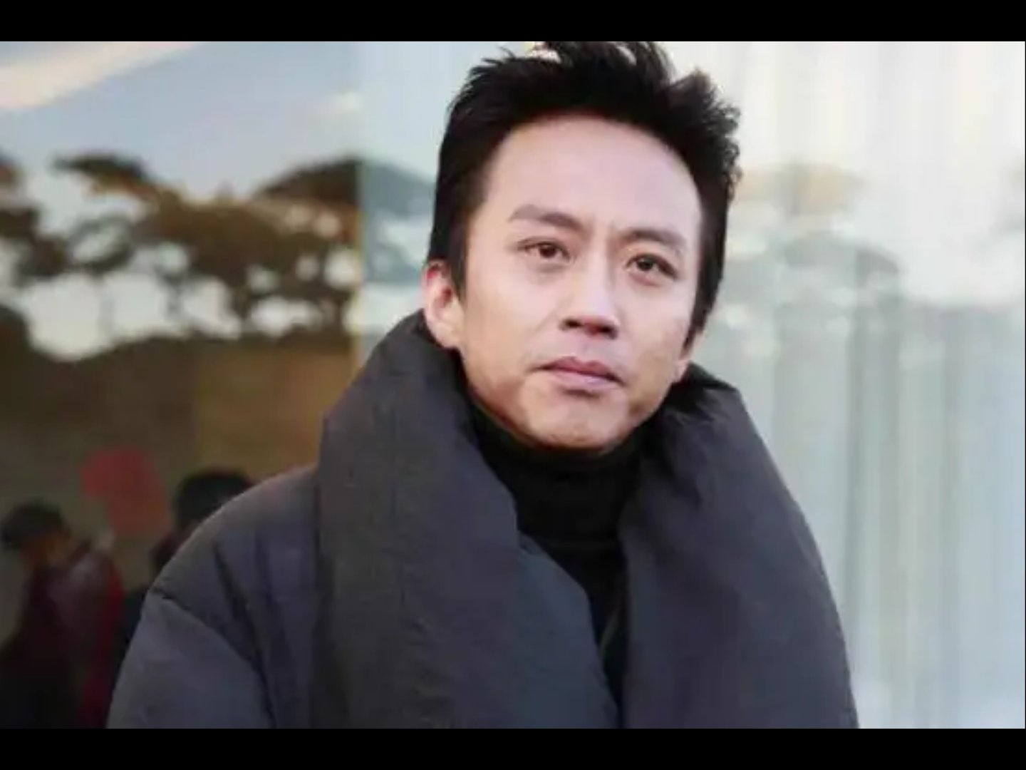 邓超在人民日报上撰文感慨了自己作品，文中哪些信息值得关注？