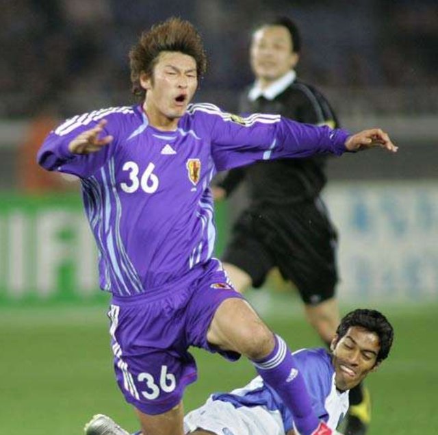 前中超外援退役成农民，如今在田园种菜，与妻子孩子过田园生活，他是谁？