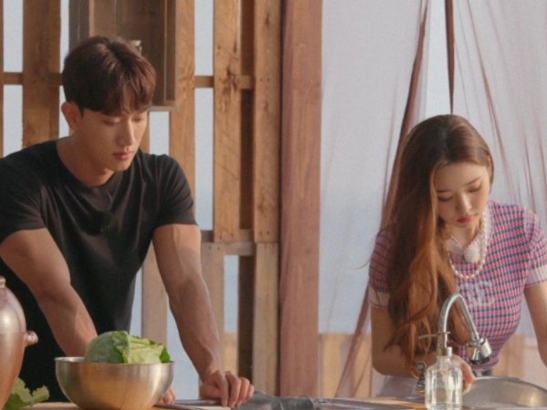 宋智雅金贤中现在还在一起吗