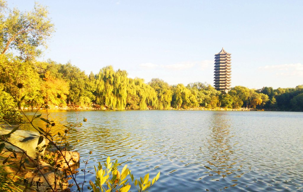 北大未名湖怎么读