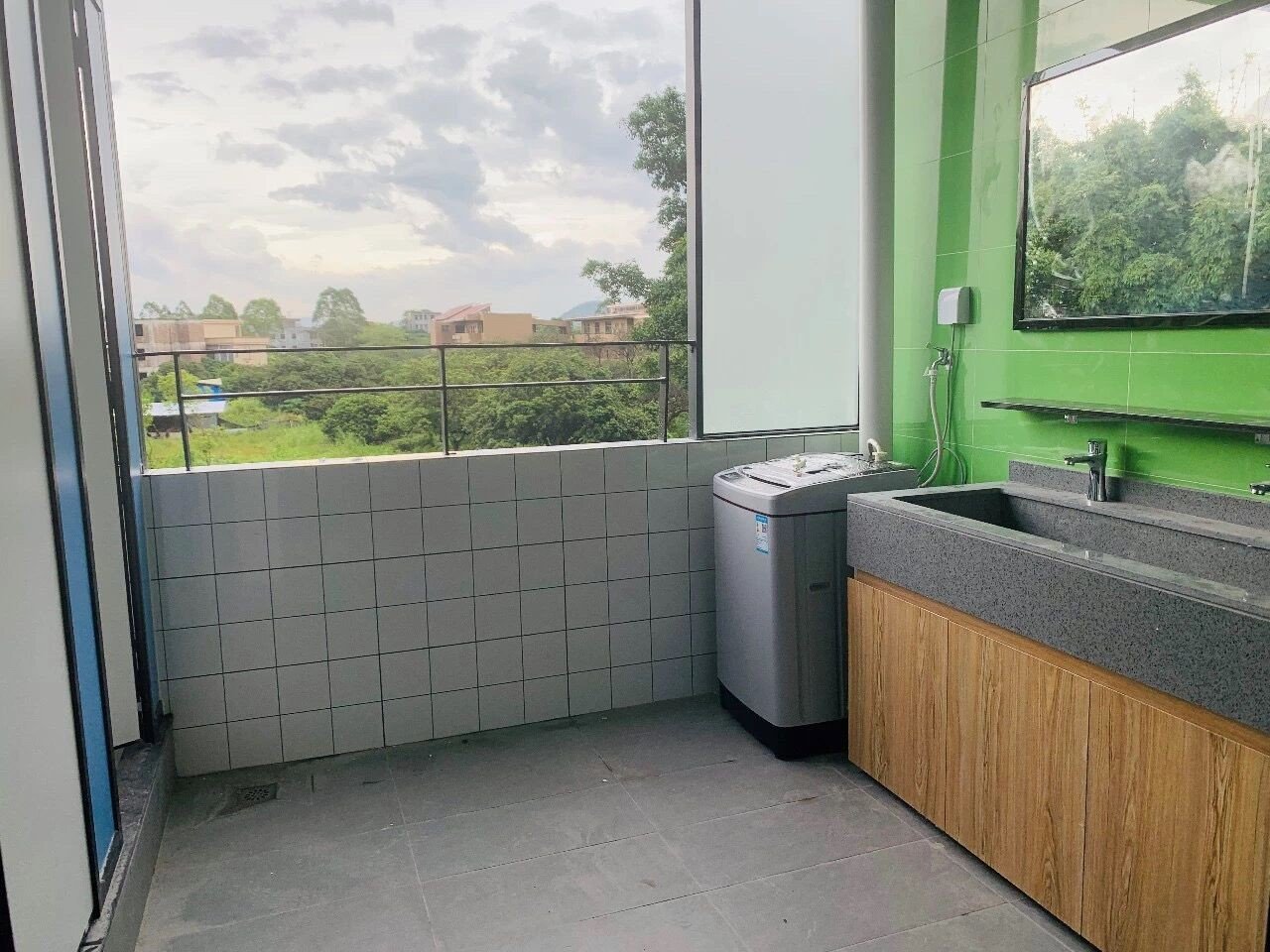 广东商学院好吗？