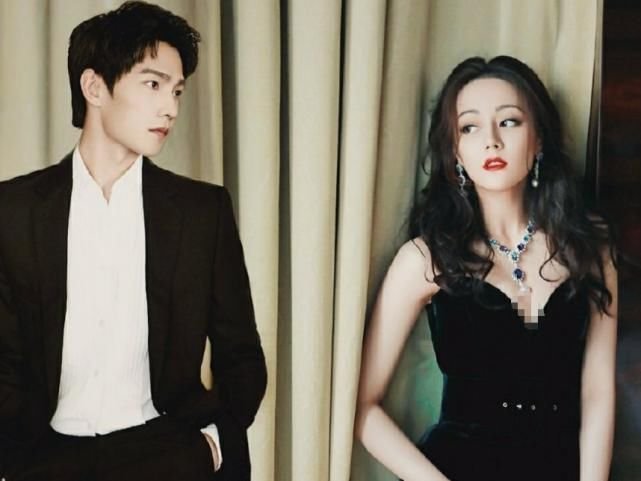 你是我的荣耀中，于途和晶晶是在哪一集确定关系的？