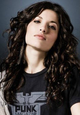 塔尼娅·雷蒙德的人物生平