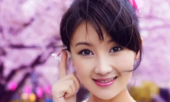 甘薇个人资料简介