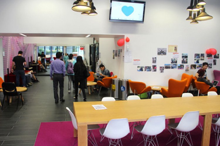 如何联系教育部留学服务中心