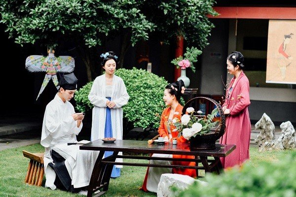 关于宋韵的现代诗