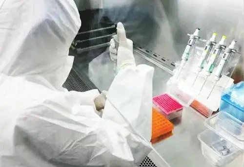 意大利死后却41天连测28次阳性，生前有何症状？