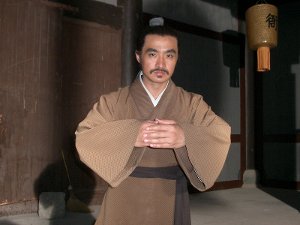 林强的人物简介