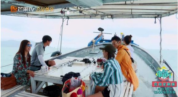 为什么说周冬雨没教养？