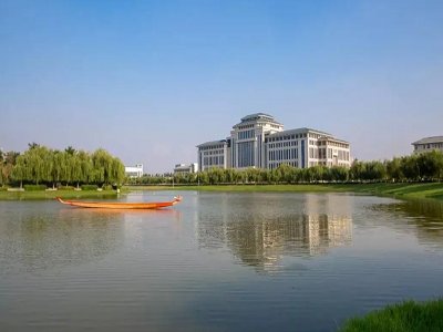 河南中医药大学龙子湖校区占地面积