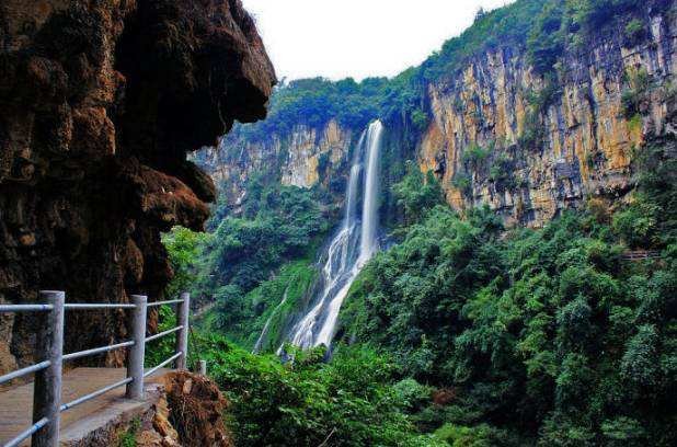 贵州回应山里有龙吟声是谣言，为何贵州地质有溶洞流水声？