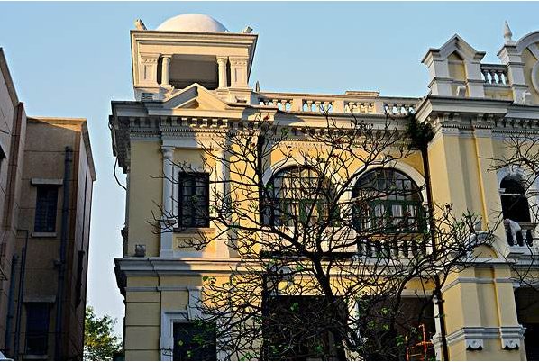 北京有胡同,上海有弄堂,广州有什么独特建筑?