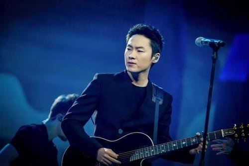 梁博跟加多宝什么关系