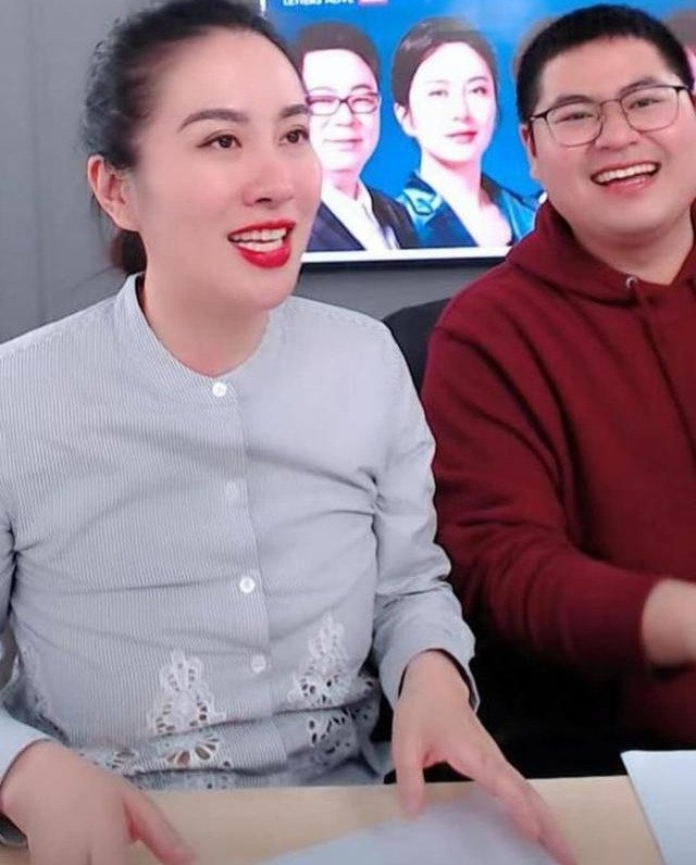 在娱乐圈中，有哪些明星是塑料姐妹花？