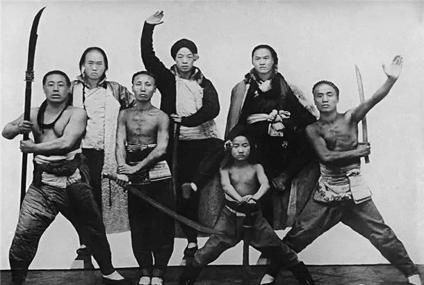 杨秀清曾经是烧炭工，他的军事才能究竟是怎么来的？