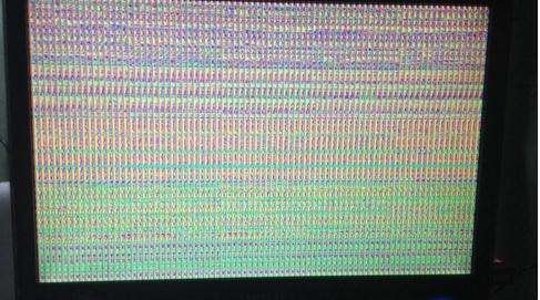 电脑雪花屏是什么故障？