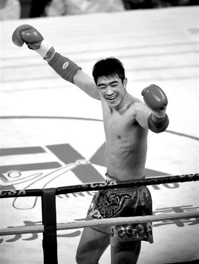 上官鹏飞的女友追忆