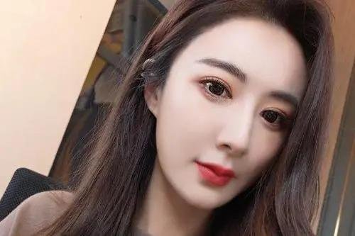 薇娅拒绝妈妈干涉选品，这是为什么？