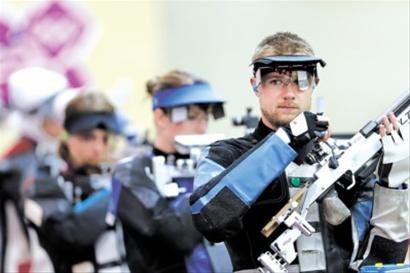 马修·埃蒙斯的个人简介